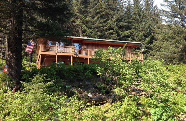 Peaceful Location in Town, Low-Mobility Friendly