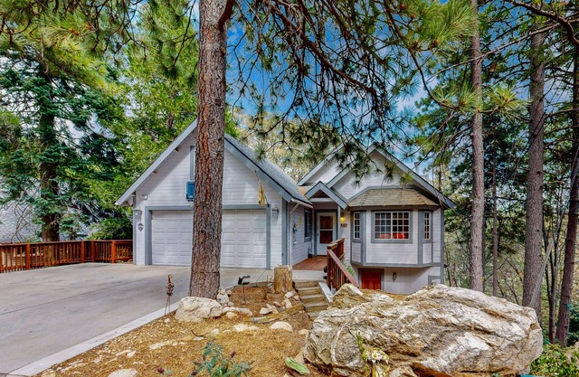 Peaceful Mountain Escape with Wifi, Deck, Ping Pong-Dogs ok