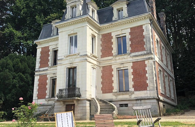 Peaceful room at the château