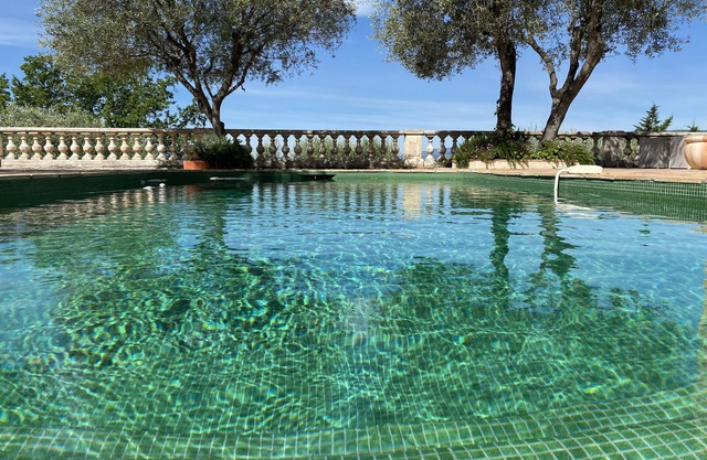 Peaceful w Amazing Views, Aircon & Heated Salt Water Pool nr Valbonne & Mougins