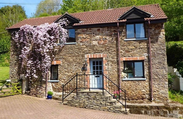 Peacock Cottage Combe