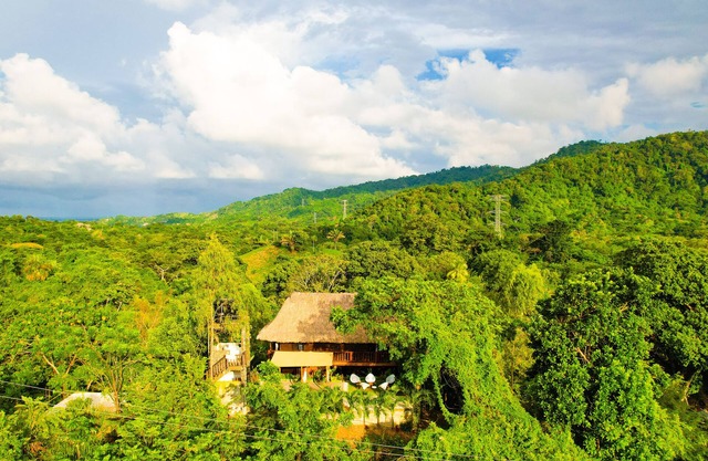 PENTHOUSE 2 BEDROOM IN CABIN