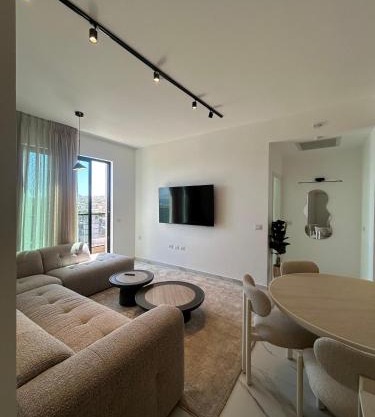 Penthouse-AH- 77