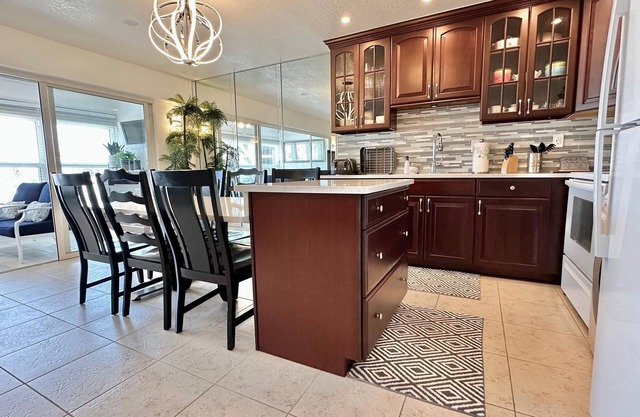 Penthouse Shores 303 - Updated and Private