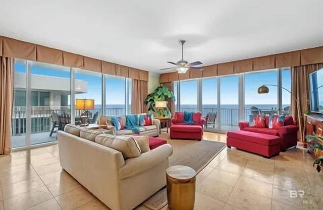 Penthouse Unit Directly on the beach with unbelievable views. Managed by Owner.