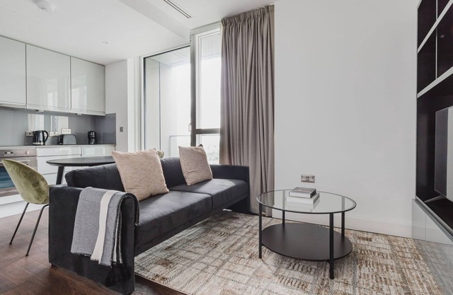 Perfect Canary Wharf 1BR w/Balcony, nr Dining & Pubs, by Blueground