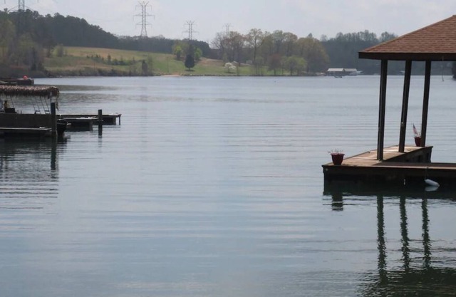 Perfect Lakefront Getaway