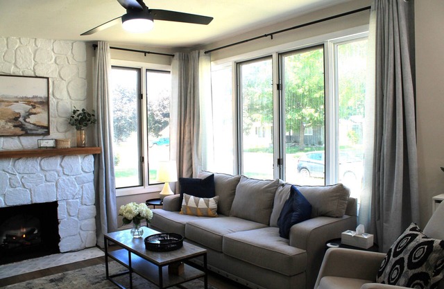 Perfect location for travel workers, close to everything and fully furnished!