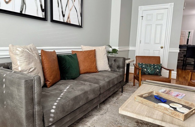 Perfect STL Getaway Near Everything