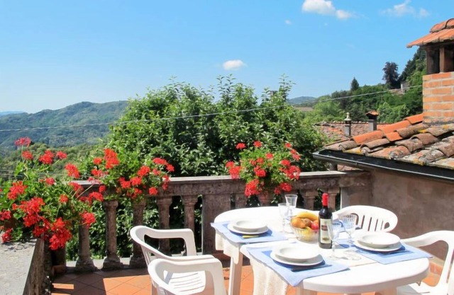 Pervinca by Interhome