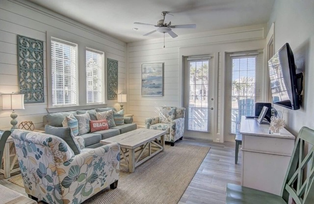 Pet-Friendly Condo w/Beach Fun Decor & Resort Amenities@Cinnamon Shore