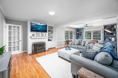 Pet Friendly Cozy 3BR
