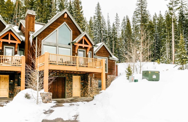 🐾 PET-FRIENDLY | Lakota Antlers 300 | Alpenglow Hot Tub Views | Game Room!