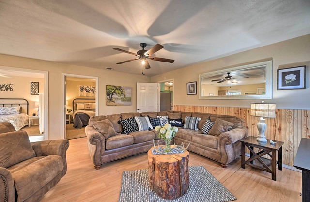 Pet-Friendly 'Shady Oaks' Broken Bow Gem w/Patio!