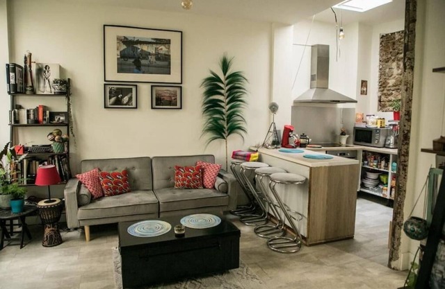 Petit Loft Arty/Paris 19ème