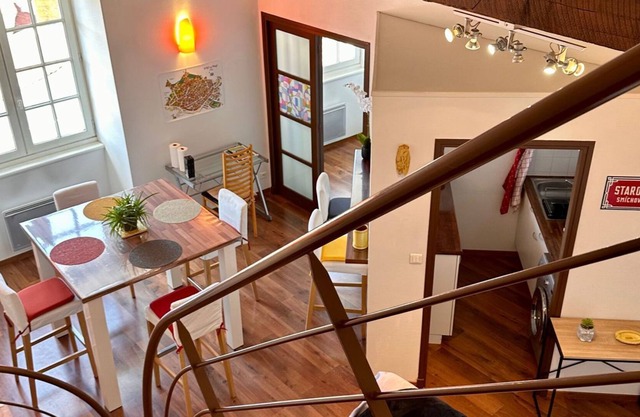 Petit nid Cosy au Cœur du Puy! 1 à 5 Personnes