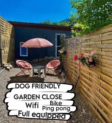 Petite maison au calme avec jardin clôturé les animaux bienvenue