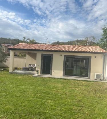 Petite maison au calme