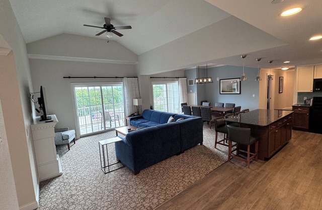 Phase 2 Penthouse at Riverwalk