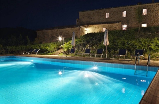 Piettorri Glicine In Casole d'elsa, Tuscany