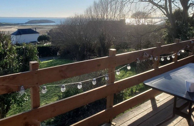 Pine House - Sea View