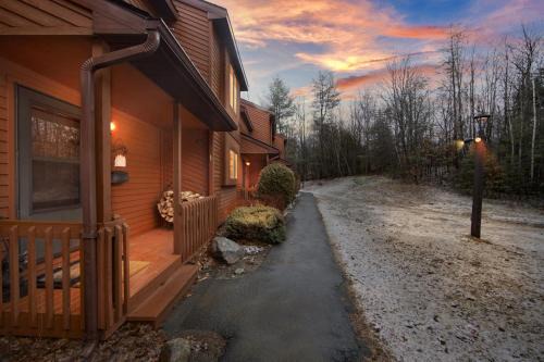 Pine Knot 62H - Retreat with Private Play Area