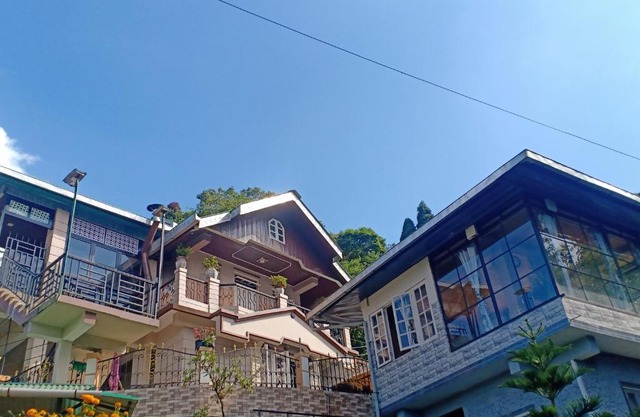Pinewood Homestay Dali