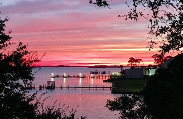 Pirates Bay B204 - Cozy Condo With Beautiful Bay View