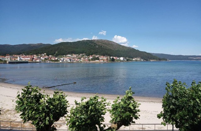 PISO EN MUROS (VIRGEN 3)