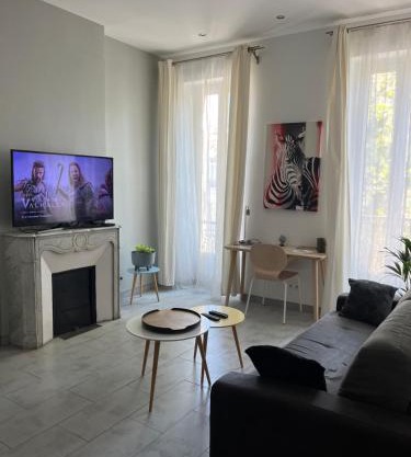 Plage des Catalans - Palais du Pharo - Vieux Port