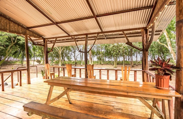 Playa Ganadito Ecolodge