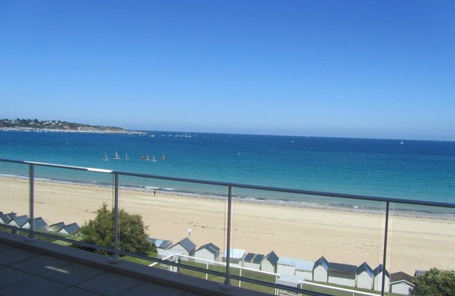 Pleasant apartment in the La Garde district of Saint Cast