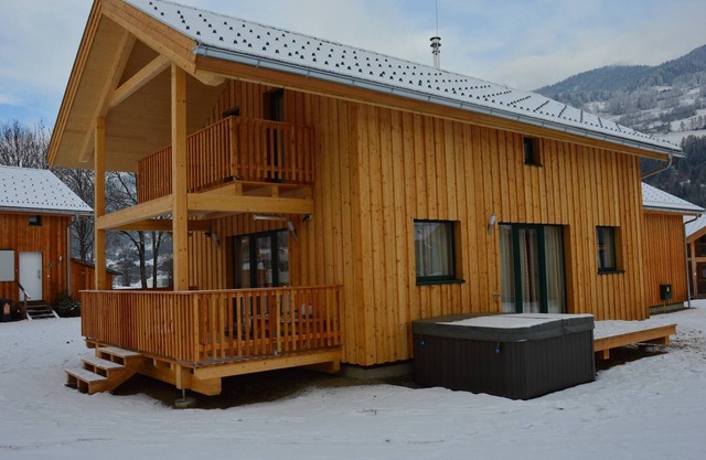 Pleasant chalet with indoor hot tub