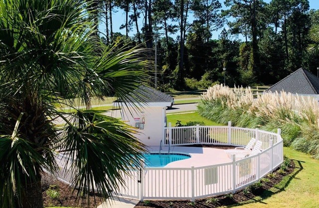 Pleasant, enjoyable vacation condo in MB