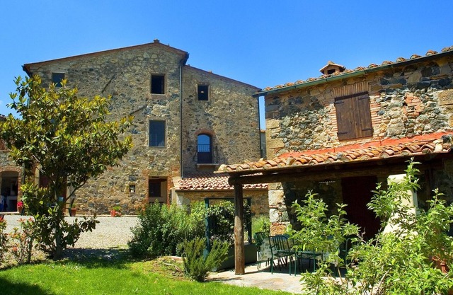 Pleasant holiday home in Montecastelli Pisano