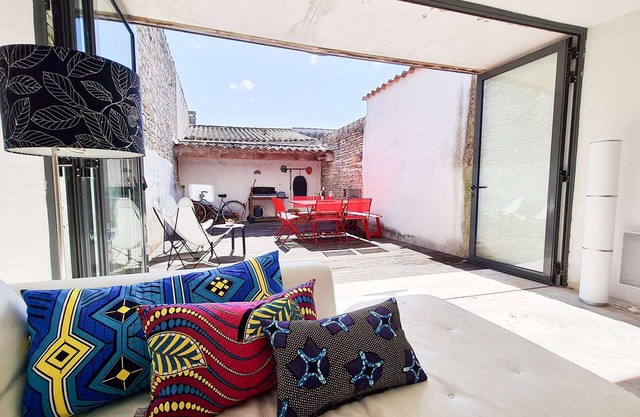 Pleasant quiet villa in the village center