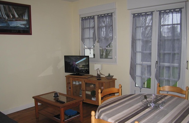 pleasant T2 fully equipped, by the sea, in ST MALO with FREE WIFI