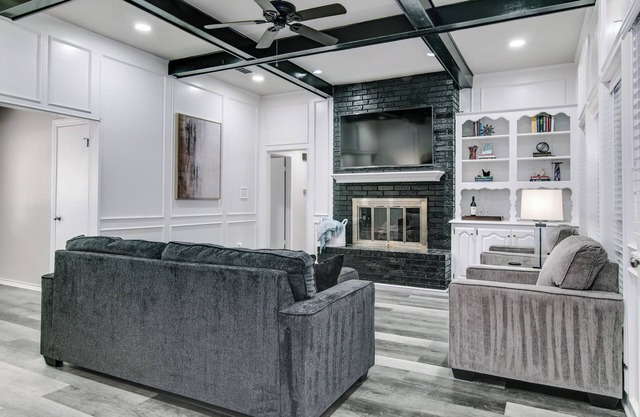 Plenty of space for family gatherings or business meetings