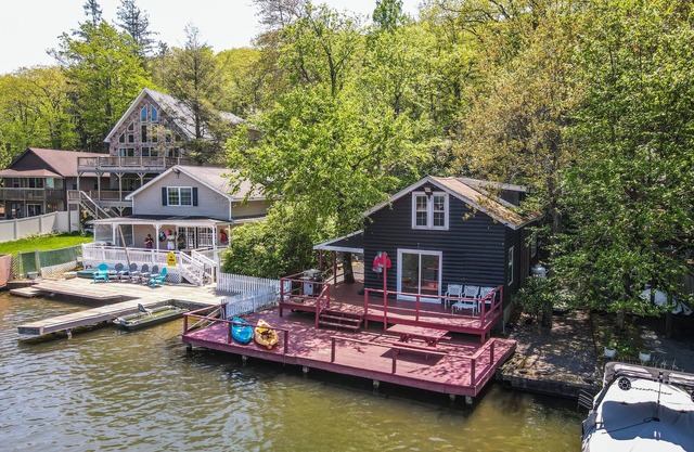 Poconos Waterfront Haven