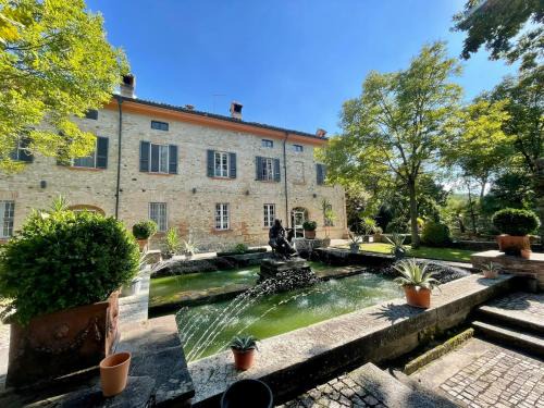 PODERE PALAZZO ILLICA Agriturismo