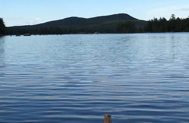 Pond House - Donnell's Pond in Franklin, Maine