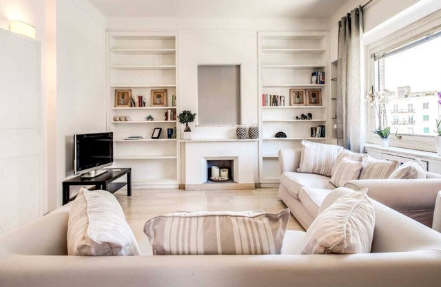 Ponte Milvio RHome splendid apartment in the heart of Ponte Milvio.