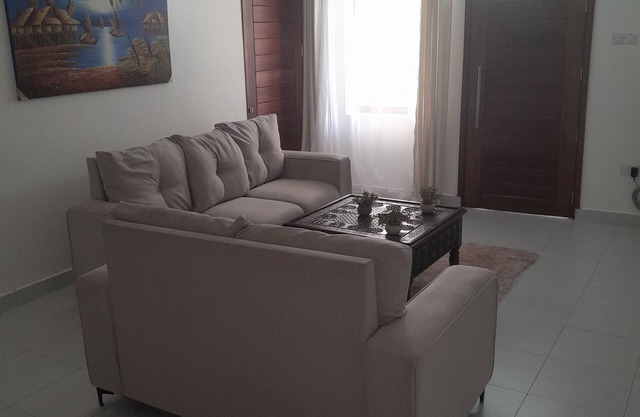 Pontoon Residence & Suites