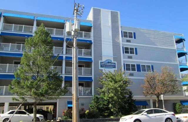 POOL/1 BLOCK FROM BEACH/Internet, Central Air, Elevator, Well Equipped kitchen