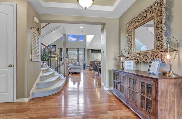POOL! 4,000 sqft Cozy Mtn Home! Huge Game Room! Family Friendly Pool Table