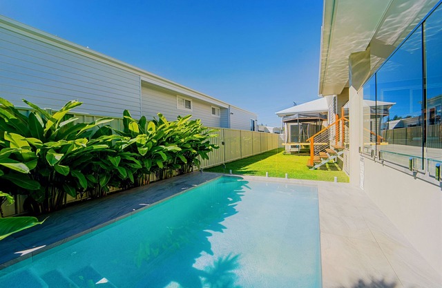 Pool and Pool at Palm Beach