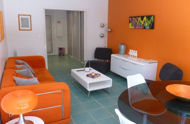 Pop design apartment, renewed in 2008, terraces in the garden, heart of La Baule