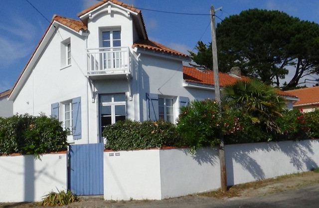 Pornic T2 house aucalme, small sea view, near beach and spa