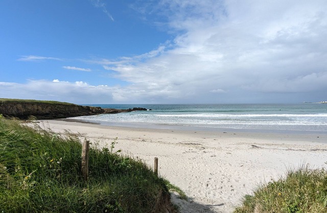 Port Manech beach 3 mn walk from the house with 2000m2 land