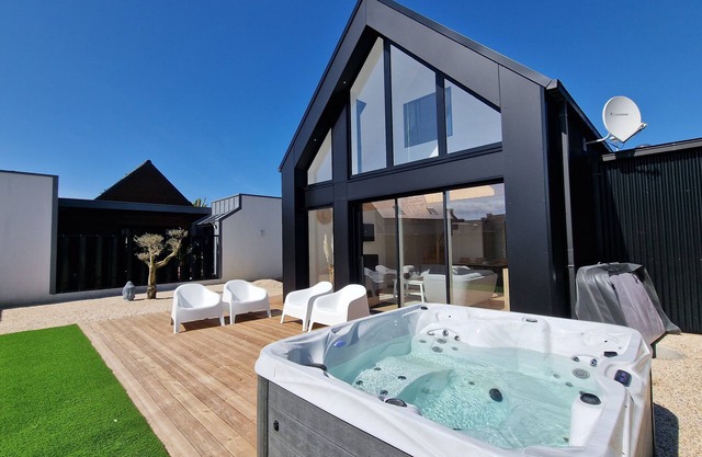 Portsallaise SPA side 300m from the beach